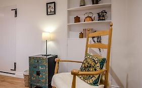 Clare Cottage, Friston